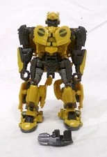 Hasbro Transformers Studio Series Buzzworthy Bumblebee Deluxe B-127 Complete