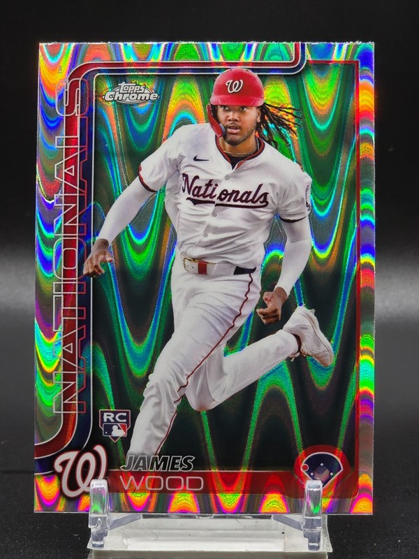 2025 Topps Chrome - James Wood #132 (RC) RayWave Refractor