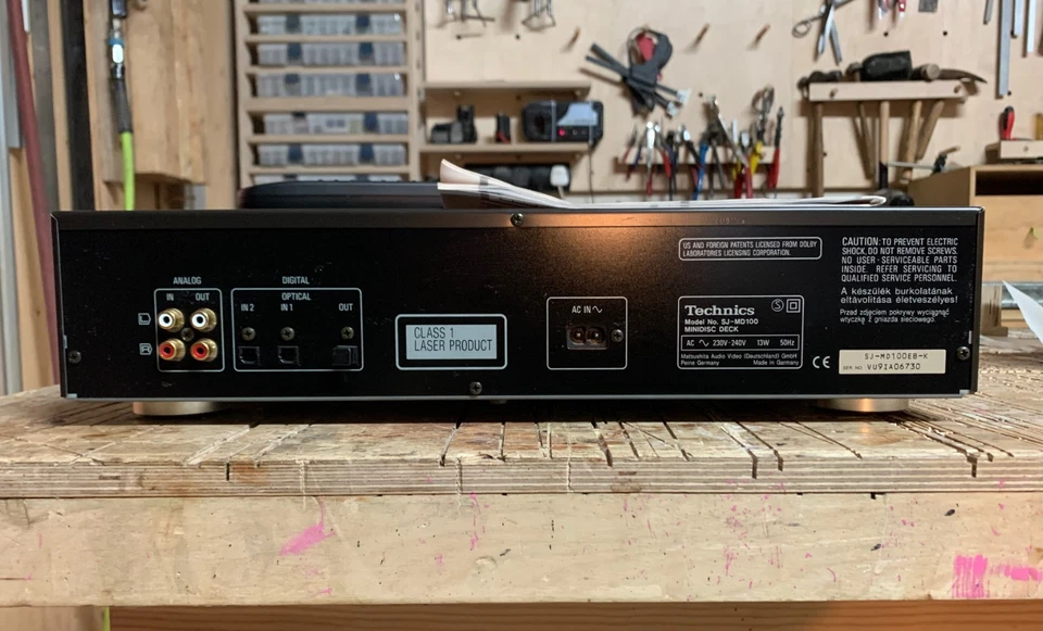 Technics SJ-MD100 Minidisc Player / Recorder with remote control and manual - Image 4 of 4