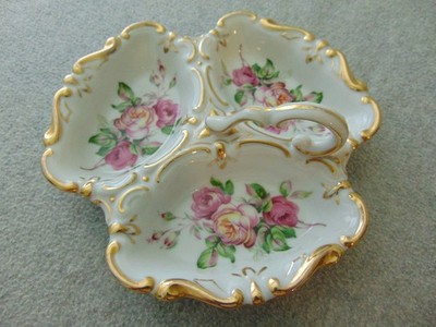 VINTAGE PORCELAIN 3 SECTION DIVIDED CANDY DISH GOLD GILDING ROSE PATTERN 7 1/4''