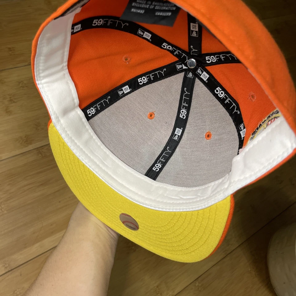 New Era 59FIFTY New York Yankees Cazador Seguridad Naranja 50 Años Ajustado 8 Sombrero COMO NUEVO Foto 4 de 4