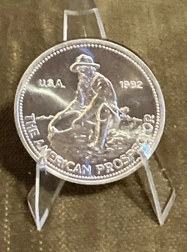 1982 Engelhard Prospector 1oz 999 Fine Silver BIG E On Reverse*Comes In Capsule*