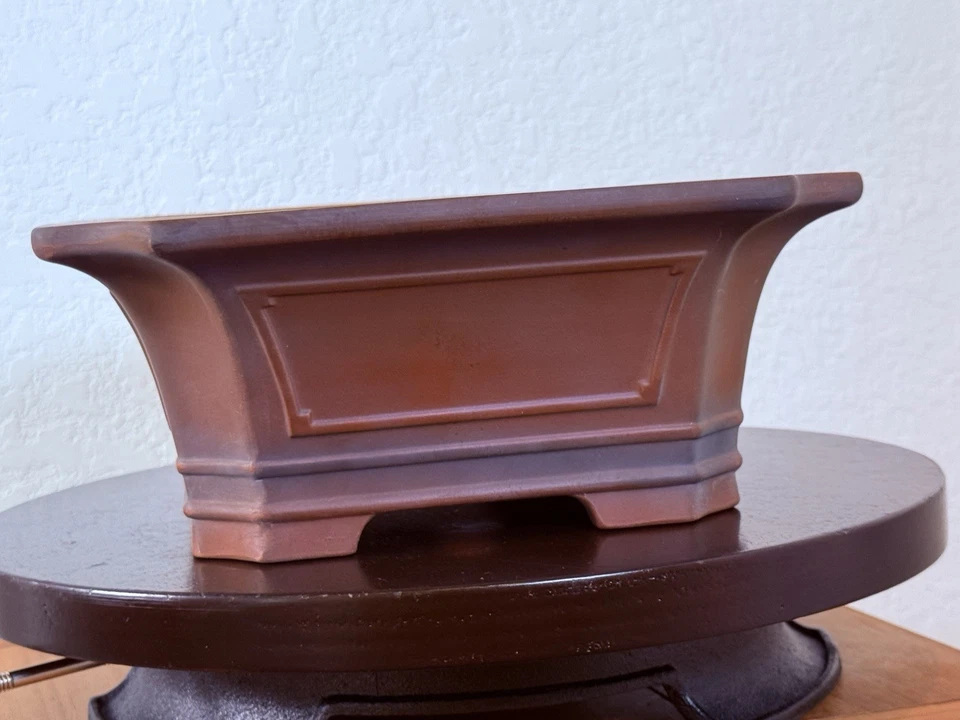 Bigei, Hirata Atsumi Unglazed hand made Rectangular Pot with cut corners,windows - Image 2 of 4