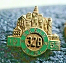 Vtg Union Pin -1955 Building Service Employees International Union (B.S.E.I.U.) 