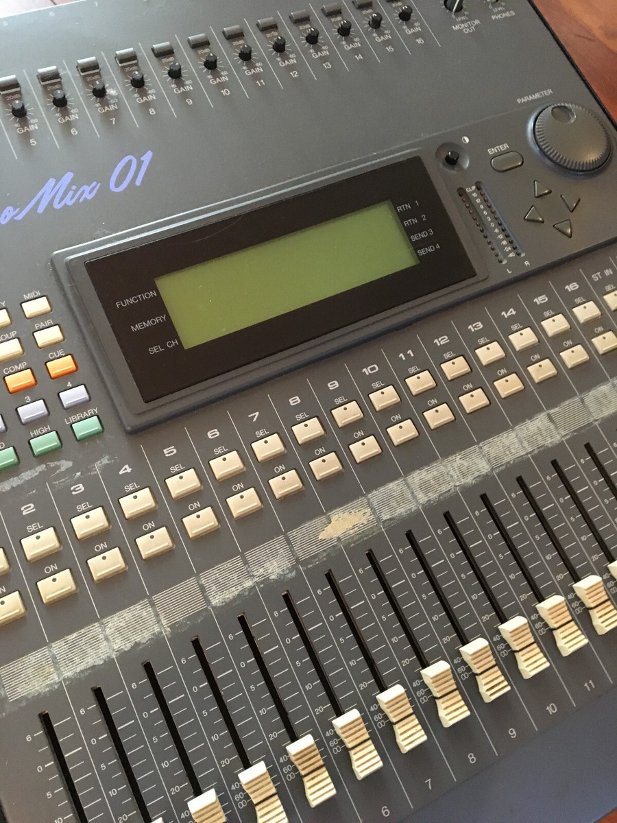 Yamaha Promix 01 Digital 16 Channel Mixer Mixing Board Fader Yamaha Promix 01 Digital 16 Channel Mixer Mixing Board Fader