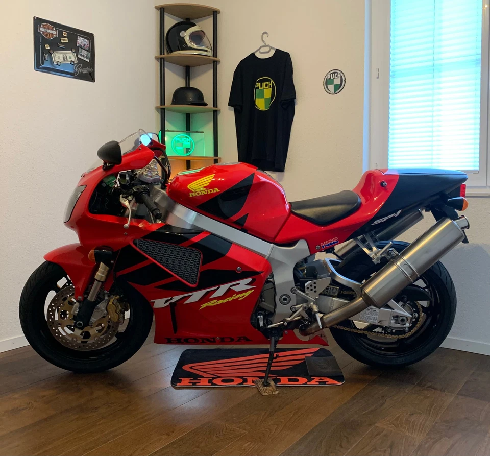 Honda VTR 1000 SP-1 - Bild 2 von 2