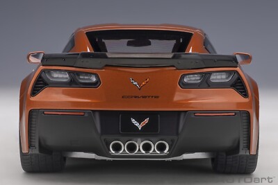 2016 CHEVROLET CORVETTE C7 Z06 COUPE DAYTONA SUNRISE ORANGE 1:18
