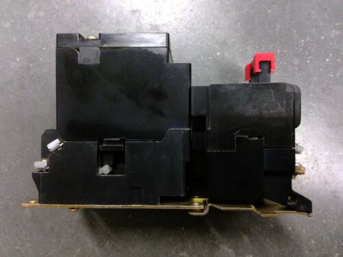 Contattore Square D 8810 SC02 Nema taglia 1 con blocco sovraccarico **spedizione gratuita** - Foto 2 di 5