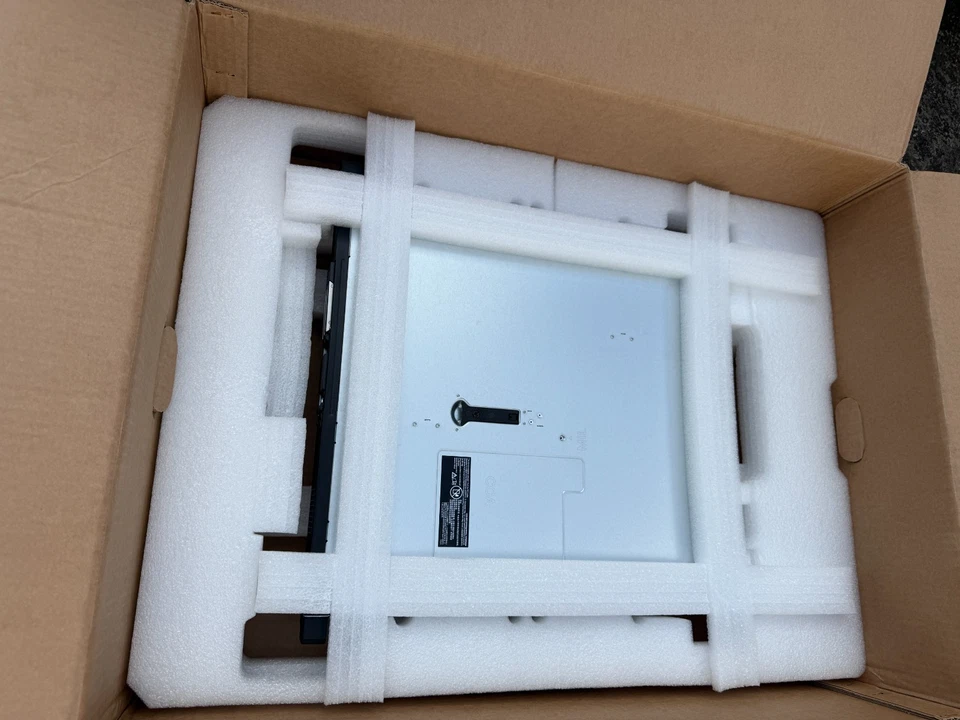 Dell PowerEdge XR5610 Xeon Gold 5412U 128GB DDR5 2x1.92TB BOSS 2x480GB H755 - Image 3 of 4