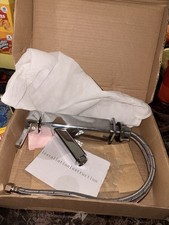 Single-Hole Bathroom Sink Faucet, Polished Silver Lever Handle, Lines Inst