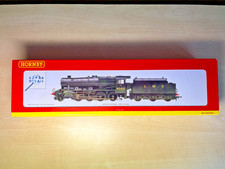 Hornby R2249 - LMS 2-8-0 Class 8F Locomotive - Cab No. 8042 - Factory Weathered.