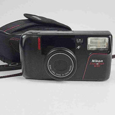 Nikon Zoom Touch 400 Point Choot Film Camera With Case