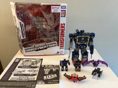 Transformers WFC Voyager Soundwave Siege With Bonus Cassettes Netflix Exclusive