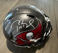 TOM BRADY Autographed SIGNED Tampa Bay Bucs Riddell Speed Flex Helmet Fanatics