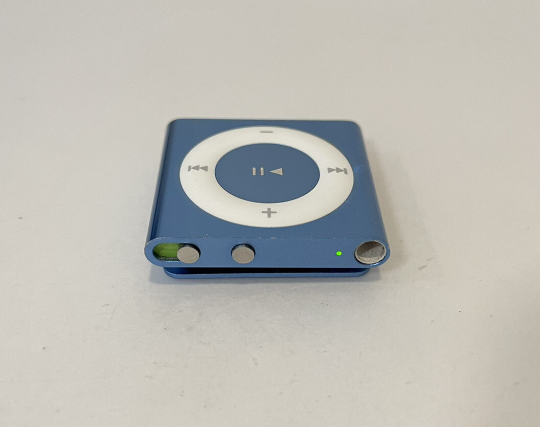【新品・未使用】Apple iPod shuffle 2GB グレー Amazon.com: Apple iPod Shuffle 2GB (4th Generation) (Silver