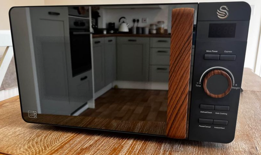 Swan SM22036GRYN 20L Nordic Digital Microwave Slate Grey