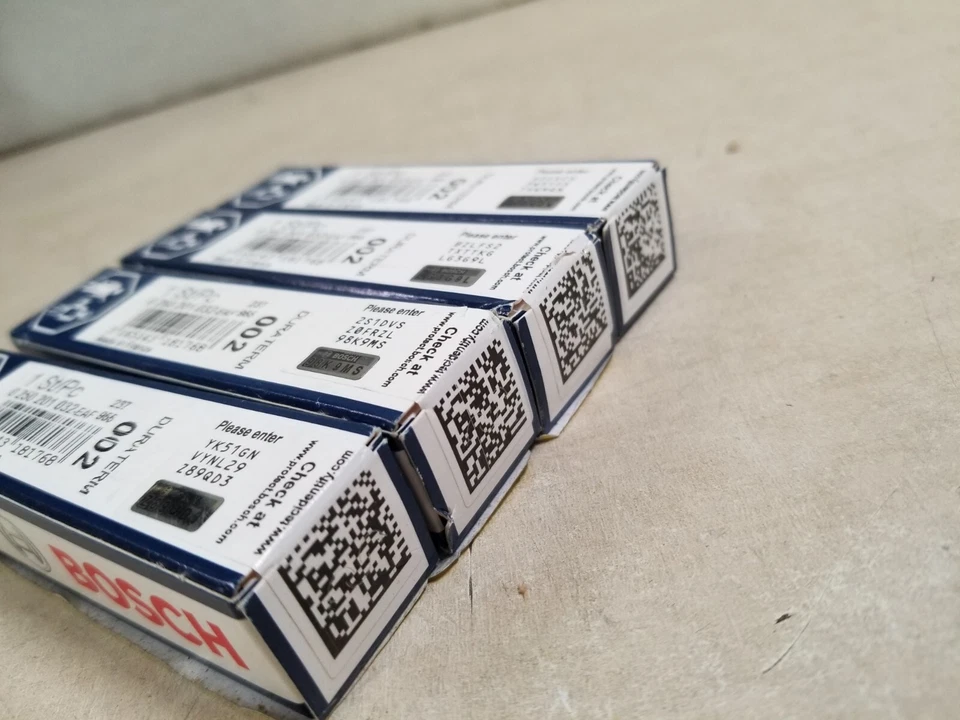 Lote de 4 - Bujías incandescentes diésel Bosch 0250201032 Audi, VW, Volvo Foto 3 de 4