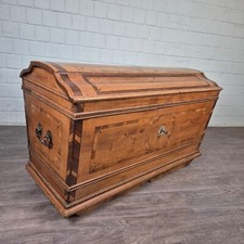 26440 Truhe Barock 1800 Nussbaum furniert Antik