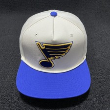 Mitchell & Ness St Louis Blues Snapback Flat Brim White Blue OS NHL