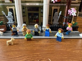 LEGO Icons: Natural History Museum (10326) - Built - Used - Excellent Condition