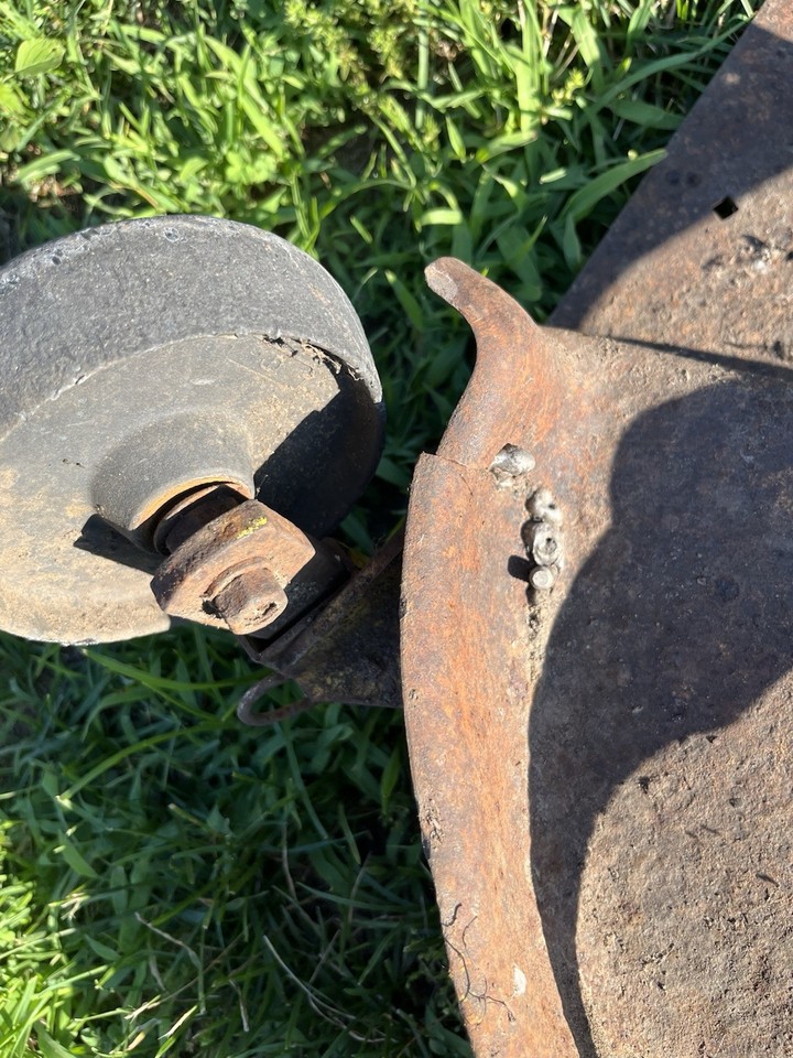 JOHN DEERE (B2-E45) 210 212 214 216 - Kohler K301 12 Ch - Angle De
