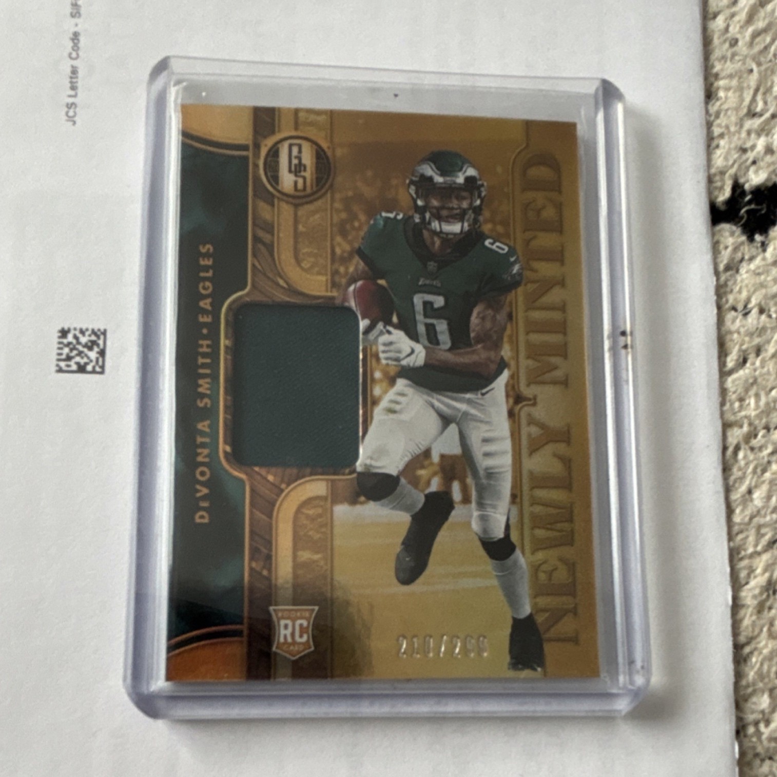 DeVonta Smith Panini Gold Standard Newly Minted Memorabilia #DS Base