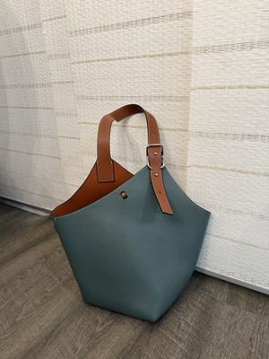 MDBM Cholet Bag with Brioude Leather Celeste Blue Tote