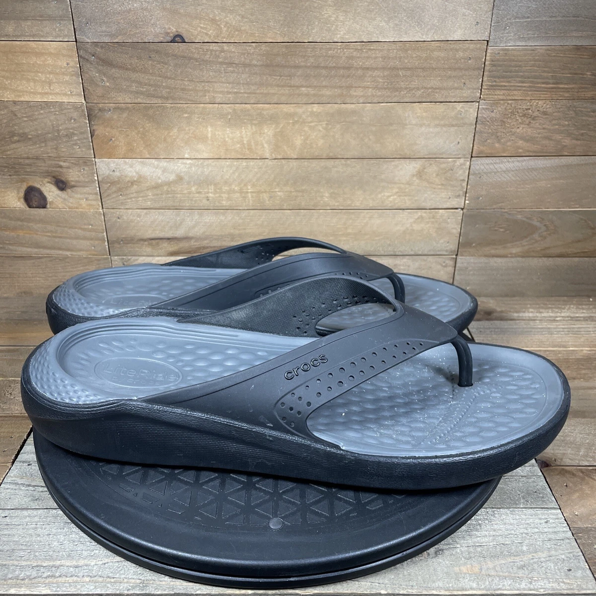 Mens crocs flip flops size 11 sale