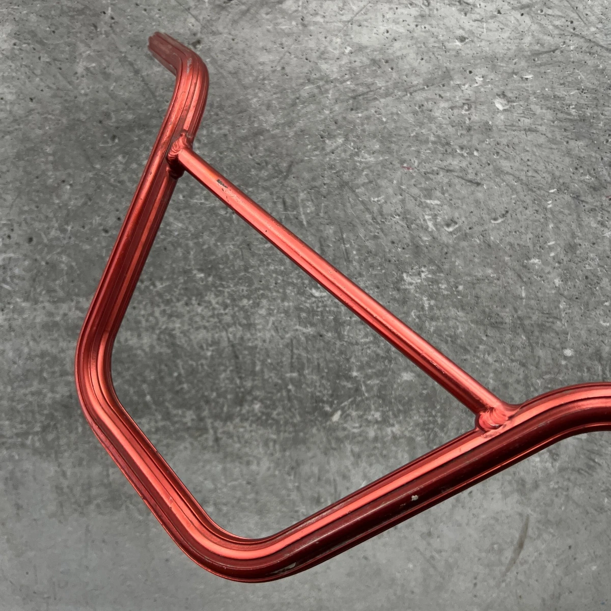 Red bike best sale bars
