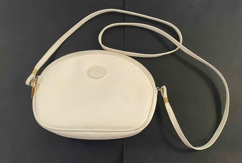 gucci circle bag white