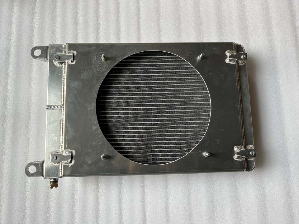 Radiador y cubierta de aluminio lado izquierdo Fit Lamborghini LM002 1986-1993 y ventilador de 12" Foto 2 de 4