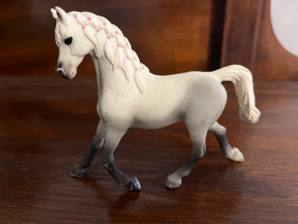 SCHLEICH Horse 2013 White Arabian Mare Pink Braids Figure 13 D 73527 Am Limes 69