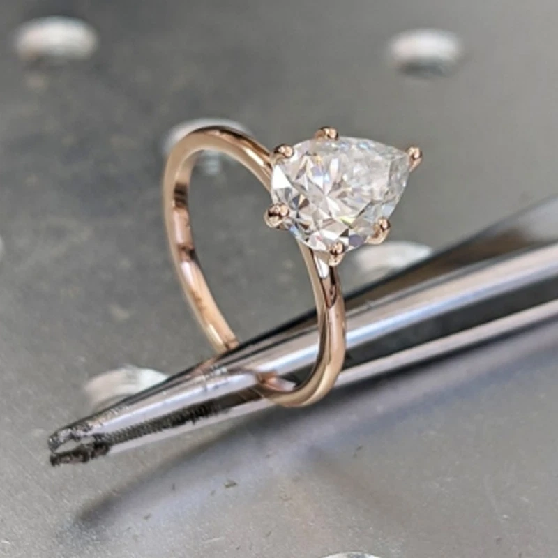 2.00Ct Pear F VS1 IGI Lab Grown Diamond Engagement Ring Solid 14K Rose Gold - Image 3 of 4