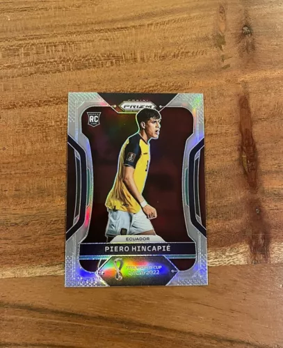 Piero Hincapie 2022 Panini Prizm World Cup Silver Prizm NRMT+ Rookie Ecuador