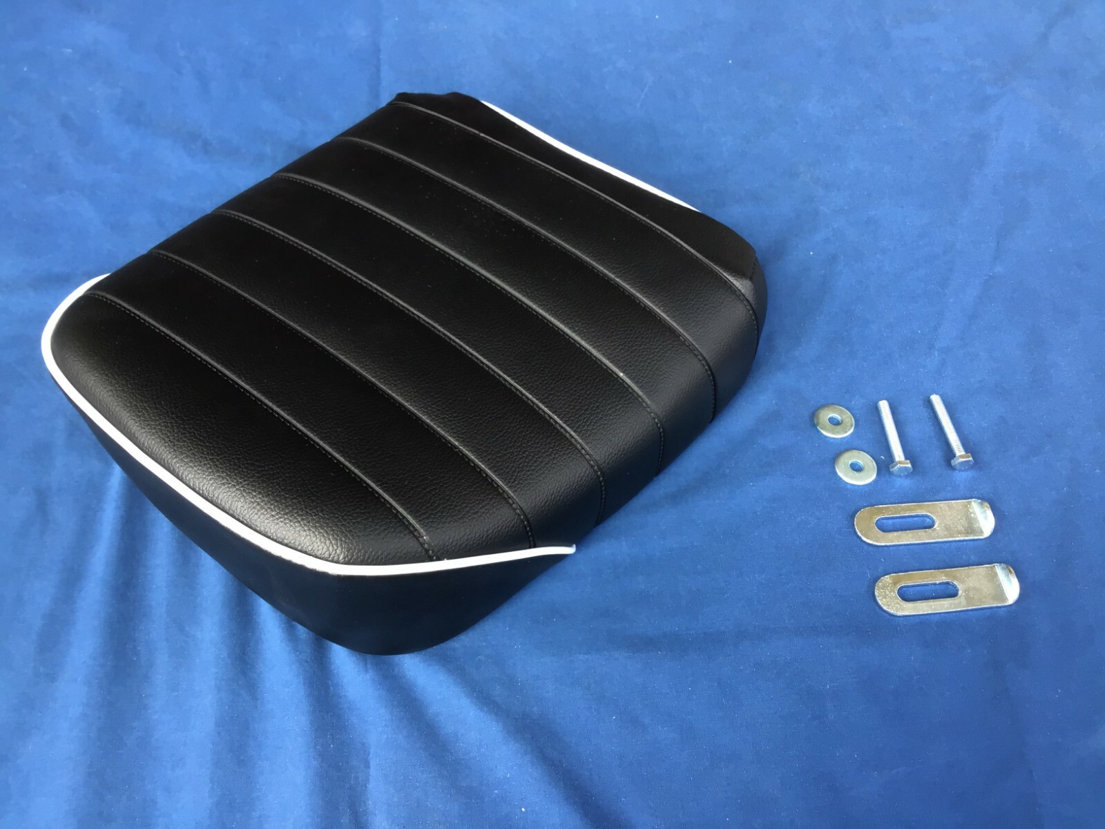 Yellowspeed Trail Seat Assembly For Honda CT90 Trail 90 & CT110 (1969-1986) – Black, Rear, OEM 77200-102-790