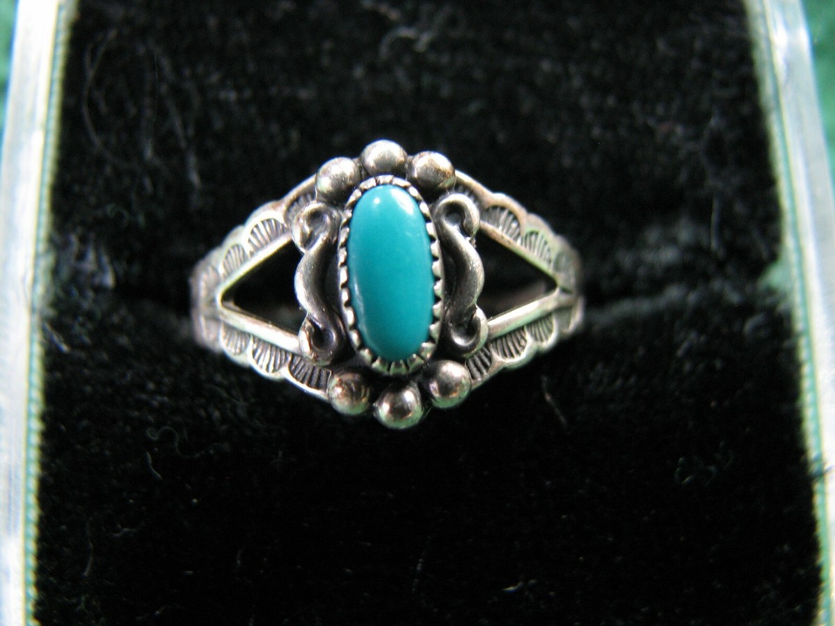 Beautiful GENUINE Indian Handmade Sterling Silver Ring SIGNED Size