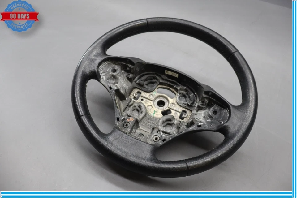 Volante de tres radios negro BMW ActiveHybrid 3 12-18 9218380 OEM Foto 3 de 4