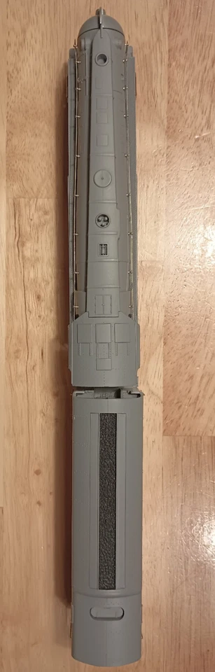 Rivarossi - HO New York Central 4-6-4 Super Hudson Locomotive and Tender #5445 - Image 3 of 4