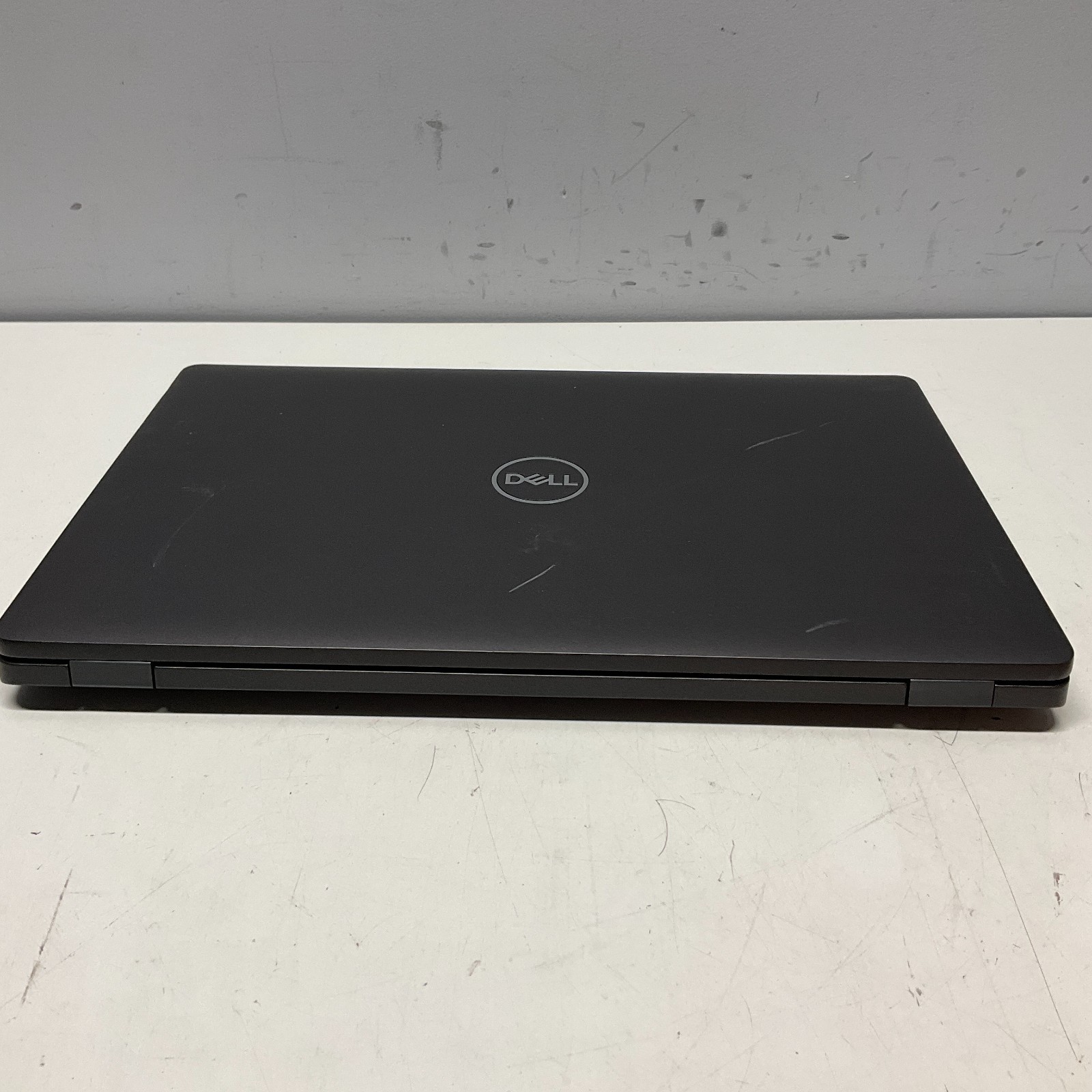 Dell Latitude 5500, 15.6-Inch Laptop, with Intel Core i5-8365U, 128 GB SSD (Solid State Drive), Windows 11 Pro
