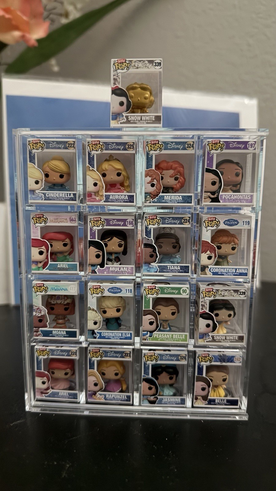 S - Includes 1/32 Gold