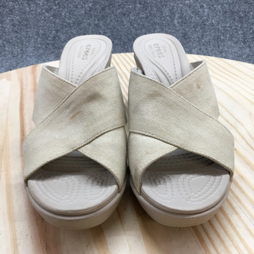 Sandalias Crocs para mujer 8 Leigh II correa cruzada beige sin cordones cuña 204949 Foto 3 de 4