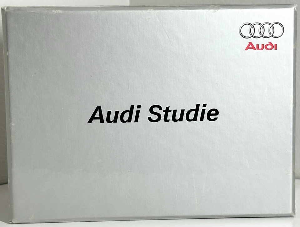 Minichamps 1:43 - Audi Studie Concept - 440013060 - 008/500 - Image 4 of 4