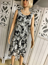 Simply Vera Wang Black & White Sheer Over Sleeveless Summer Dress Sz Medium