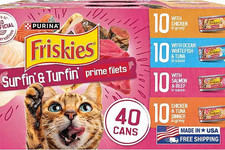 Purina Friskies Gravy Wet Cat Food Variety Pack, Surfin  Turfin  Pack of 40 