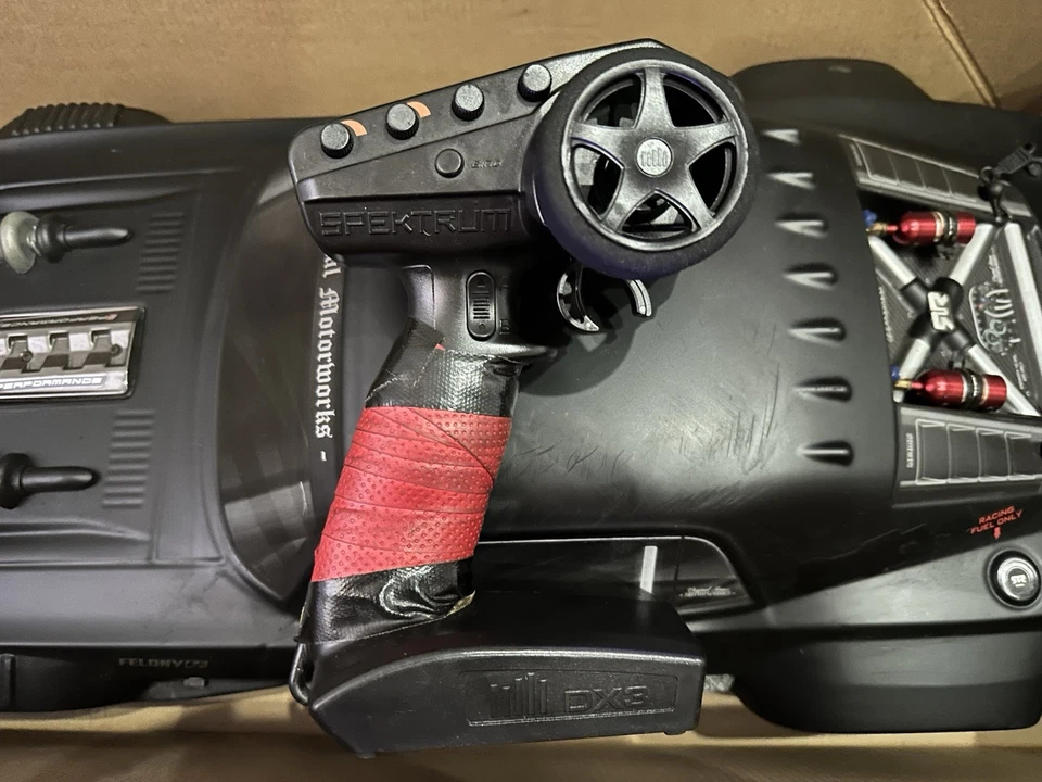 Arrma Felony 6S 1/7 Street Bash Mit LED Beleuchtung Und 4 Akkus Spektrum B-Modul - Bild 4 von 4