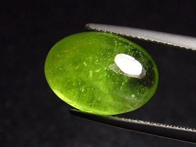 Peridot 11,52 Ct. Apfelgrün Oval Cabochon Sri Lanka (5616t) - Bild 1 von 2