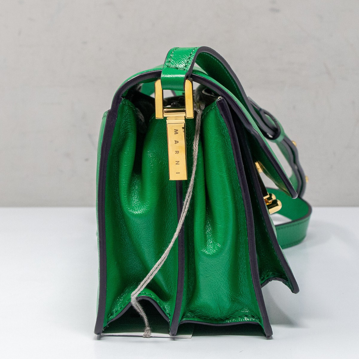 【関税＆送料込み】Marni 'Trunkaroo' Green Leather Bag Green cream and brown leather Trunkaroo mini shoulder bag