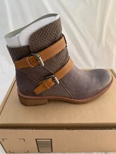 New Sofft Womens Baywood Boot Size 6.5 Grey (looks Brown)