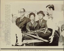 1972 Press Photo Abba Eban and Eigi Tokura attend funeral service in Israel
