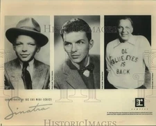 1992 Press Photo Musical Artist Frank Sinatra - sap36102